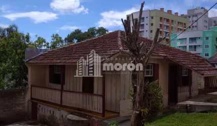 CASA PARA ALUGAR NO CENTRO