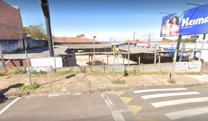 TERRENO À VENDA NO CENTRO