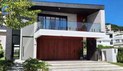 Casa com 04 dormitórios sendo 04 suítes à venda, 382 m² por R$ 6.300.000,00- Praia Brava - Itajaí/SC
