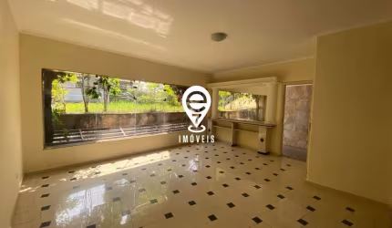 LINDA CASA PARA VENDA DE 4 DORMITÓROS NO BOSQUE DA SAÚDE!