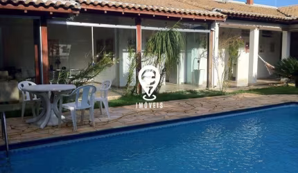 LINDA CASA PARA VENDA DE 3 DORMITÓRIOS NO PARQUE UNIVERSITÁRIO - FRANCA
