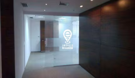 Conjunto comercial para locação140m 4 banheiros 6 vagas apenas 800m da estação Berrini
