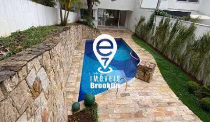 Casa de Condomínio de 425 m² com 4 suítes e 7 banheiros 4 vagas à Venda,