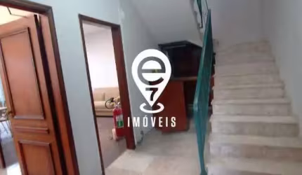 EXCELENTE SOBRADO COMERCIAL OU RESIDENCIAL PARA LOCAÇÃO DE 3 DORMITÓRIOS NO MIRANDÓPOLIS!