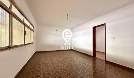 Sobrado à venda, 3 quartos, 1 suíte, 2 vagas, Vila Santo Estéfano - São Paulo/SP