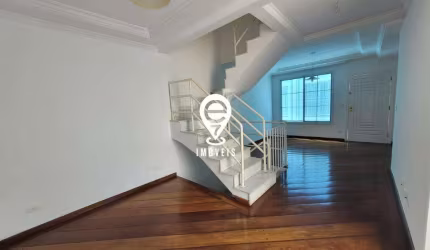 CASA DE COND. COM 3 DORM. (1 SUÍTE) CONTENDO 136 m2 NA REGIÃO DA SAÚDE