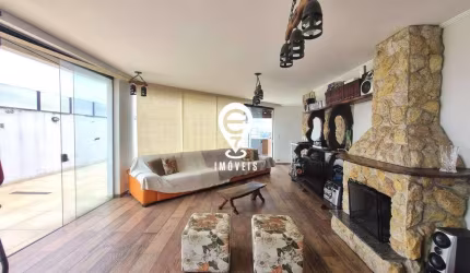 Excelente Apartamento Cobertura Duplex com 220M² à Venda