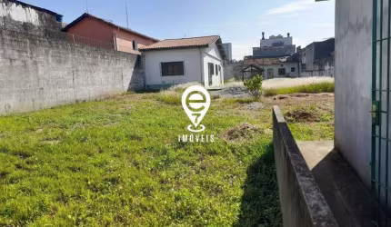Terreno com 800m2 plano com uma casa