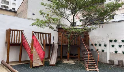 Sobrado à venda, 4 quartos, 1 suíte, Campo Belo - São Paulo/SP