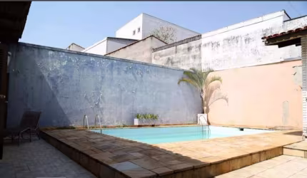 Sobrado à venda, 3 quartos, 1 suíte, Campo Belo - São Paulo/SP