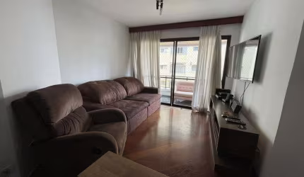 Apartamento à venda, 3 quartos, 1 suíte, Moema - São Paulo/SP