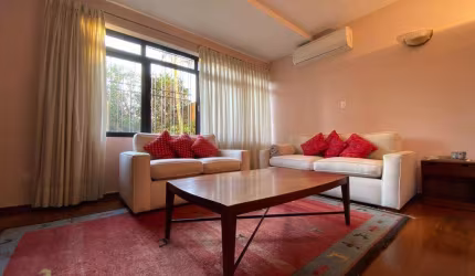 Sobrado à venda, 3 quartos, 1 suíte, Cidade Monções - São Paulo/SP