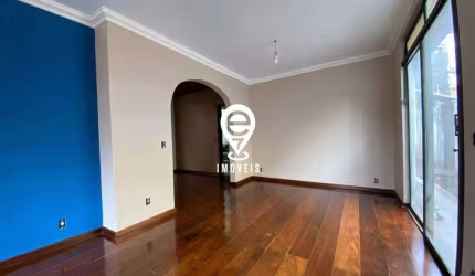 Casa à venda, 3 quartos, 1 suíte, 4 vagas, Bosque da Saúde - São Paulo/SP