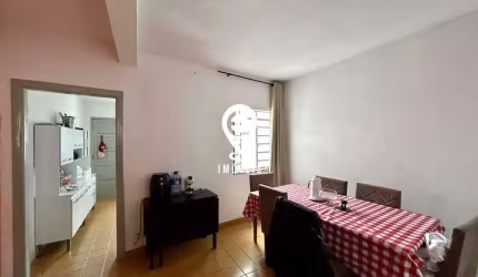 Sobrado à venda, 3 quartos, 1 vaga, Bosque da Saúde - São Paulo/SP