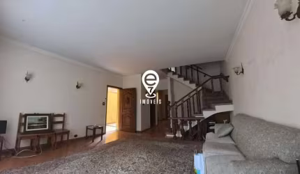 Sobrado 3 domitórios 5 vagas com edícula - Ipiranga
