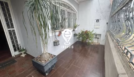 CASA PARA VENDA DE 2 ANDARES NO CENTRO DE FRANCA!