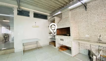 Casa térrea à venda com 270m², 3 Quartos, 4 Vagas, Saúde - São Paulo / SP