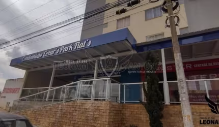 Apartamento com 2 quartos para alugar na Avenida Elias Bufaiçal, Jardim Belvedere, Caldas Novas por R$ 1.700