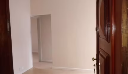 Apartamento em casa de vila para aluguel com 31 m² com 1 quarto em Vila Isabel - Rio de Janeiro - RJ
