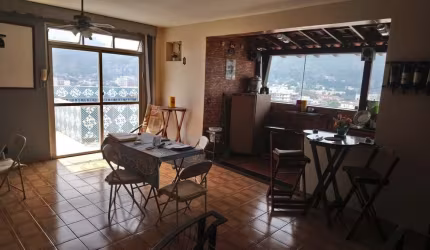 Cobertura com 2 dormitórios à venda, 140 m² por R$ 400.000 - Praça Seca - Rio de Janeiro/RJ