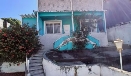 Casa com 3 dormitórios à venda, 70 m² por R$ 750.000 - Vila Valqueire - Rio de Janeiro/RJ