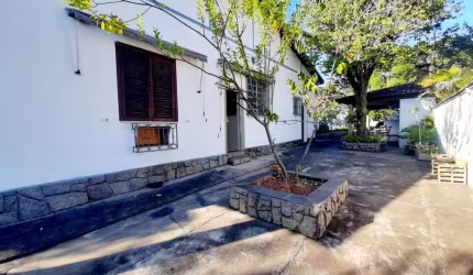 Casa com 3 dormitórios à venda, 273 m² por R$ 790.000 - Praça Seca - Rio de Janeiro/RJ