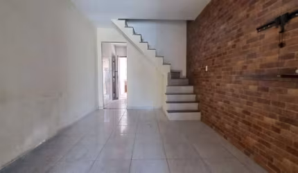 Casa com 2 dormitórios à venda, 90 m² por R$ 300.000 - Parque São Vicente - Belford Roxo/RJ