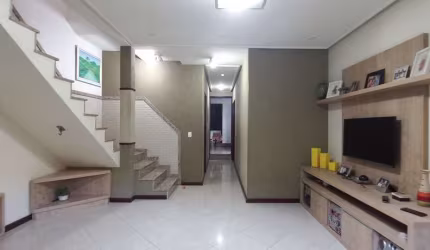 Casa à venda, 359 m² por R$ 920.000,00 - Jardim Sulacap - Rio de Janeiro/RJ