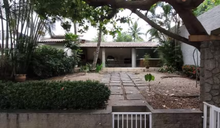 Casa à venda, 240 m² por R$ 950.000,00 - Vila Valqueire - Rio de Janeiro/RJ