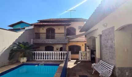 Casa com 3 dormitórios à venda, 264 m² por R$ 1.250.000 - Vila Valqueire - Rio de Janeiro/RJ