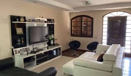 Casa com 4 dormitórios à venda, 340 m² por R$ 1.700.000 - Vila Valqueire - Rio de Janeiro/RJ