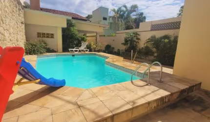 Casa com 4 dormitórios à venda, 250 m² por R$ 2.500.000 - Vila Valqueire - Rio de Janeiro/RJ