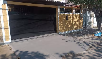 Casa com 3 dormitórios à venda, 153 m² por R$ 279.000 - Realengo - Rio de Janeiro/RJ