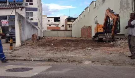 Terreno 748m² (11x68) – Venda R$ 550 mil | Aluguel R$ 7 mil – Oswaldo Cruz, RJ