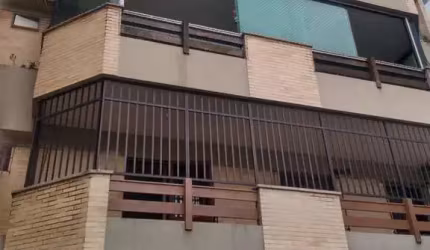 Apartamento com 2 dormitórios para alugar, 75 m² por R$ 2.691/mês - Vila Valqueire - Rio de Janeiro