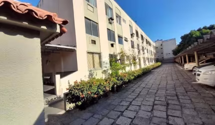 Apartamento com 2 dormitórios à venda, 64 m² por R$ 120.000 - Praça Seca - Rio de Janeiro/RJ