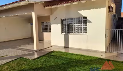 Casa com 3 quartos  à venda, 170.00 m2 por R$480000.00  -  - /