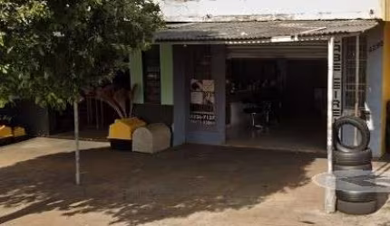 Salão para alugar, 80.00 m2 por R$1100.00  - Antares - Londrina/PR