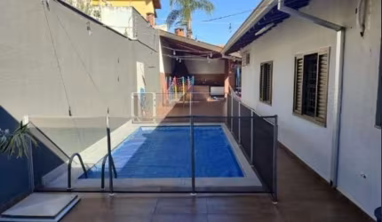 Casa com 4 quartos  à venda, 290.00 m2 por R$1350000.00  - Jardim Napoles - Londrina/PR