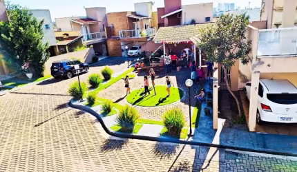 Casa com 3 quartos  à venda, 130.00 m2 por R$550000.00  - Jardim Esperanca - Londrina/PR