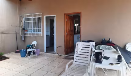 Casa com 3 quartos  à venda, 146.60 m2 por R$480000.00  - Veraliz - Londrina/PR