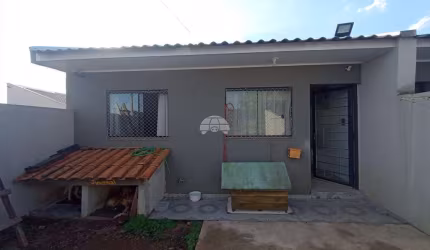 Casa com 3 quartos à venda na Rua Joaquim Gomes de Oliveira, 83, Neves, Ponta Grossa, 38 m2 por R$ 155.000