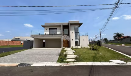 Casa em condomínio fechado com 3 quartos à venda na Rua Enfermeira Adelaide Pareta, 400, Uvaranas, Ponta Grossa, 187 m2 por R$ 1.000.000