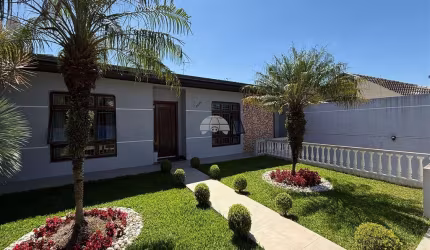 Casa com 5 quartos à venda na Rua Varnhagem, 2074, Boa Vista, Ponta Grossa, 32 m2 por R$ 1.200.000