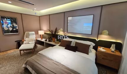 Apartamento à venda em Indianópolis, São Paulo-SP: 3 quartos, 3 suítes, 3 salas, 5 banheiros, 2 vagas e 160m² de área.