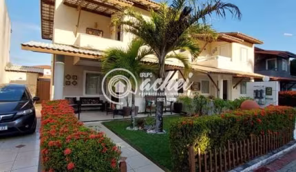 Casa de Condomínio 4/4 em Pitangueiras