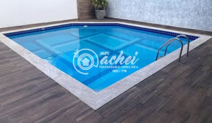 Casa de Condomínio 4/4 nascente na Av. Priscila Dutra