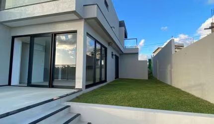 Casa à venda no bairro Alphaville (Abrantes) em Camaçari/BA