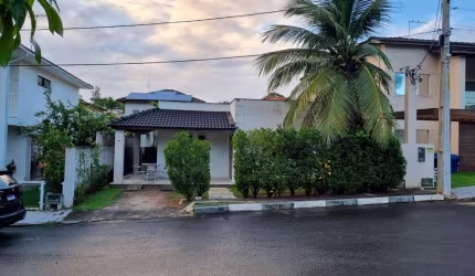 Casa à venda no bairro Abrantes em Camaçari/BA