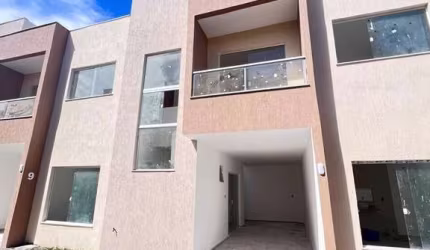 Casa à venda no bairro Vila Praiana em Lauro de Freitas/BA
